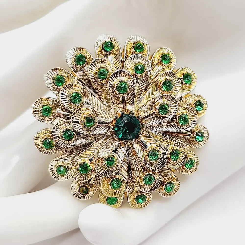 Vintage Green Rhinestone Floral Brooch Gold Tone Mum Style